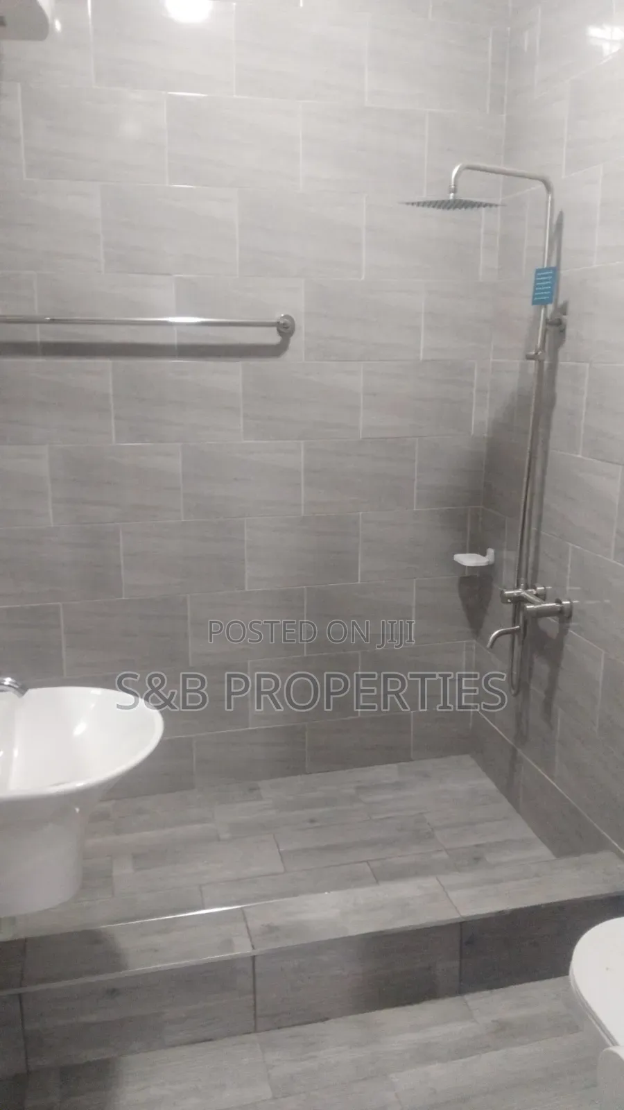 2bdrm Apartment in Kwabenya for rent