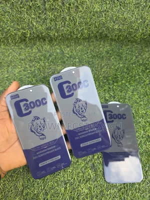 3000C Ultra Thin Bezel Privacy Screen Protectors for All Max Iphones