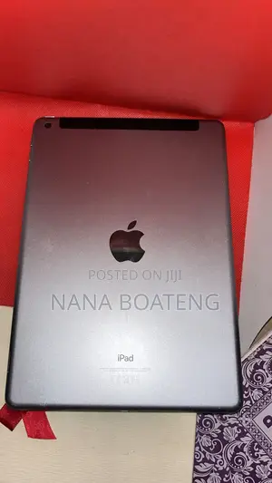 Apple iPad 9.7 32 GB Silver