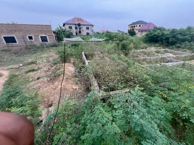 1plot of Land for Sale