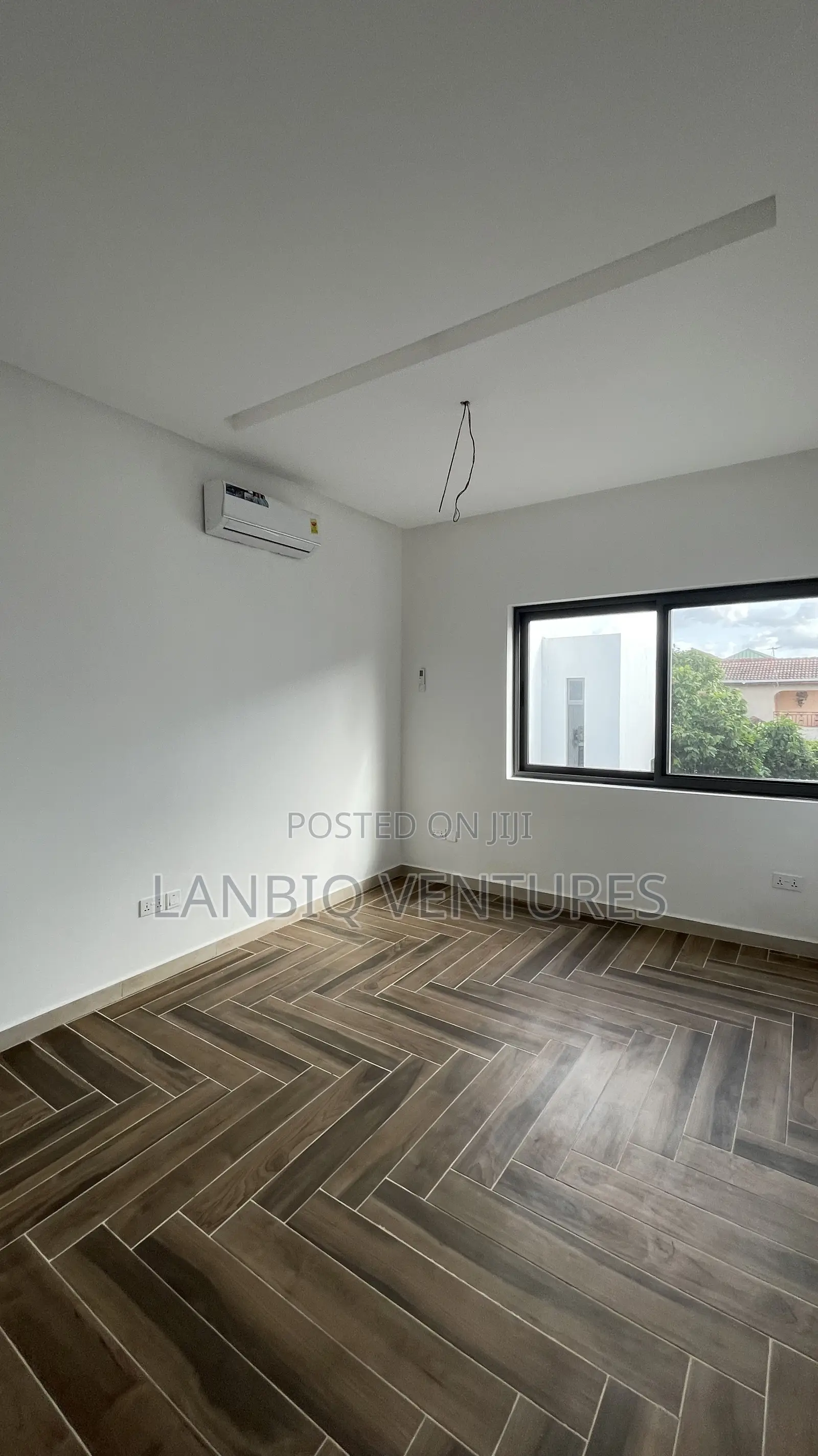 3bdrm Townhouse / Terrace in East Legon for rent