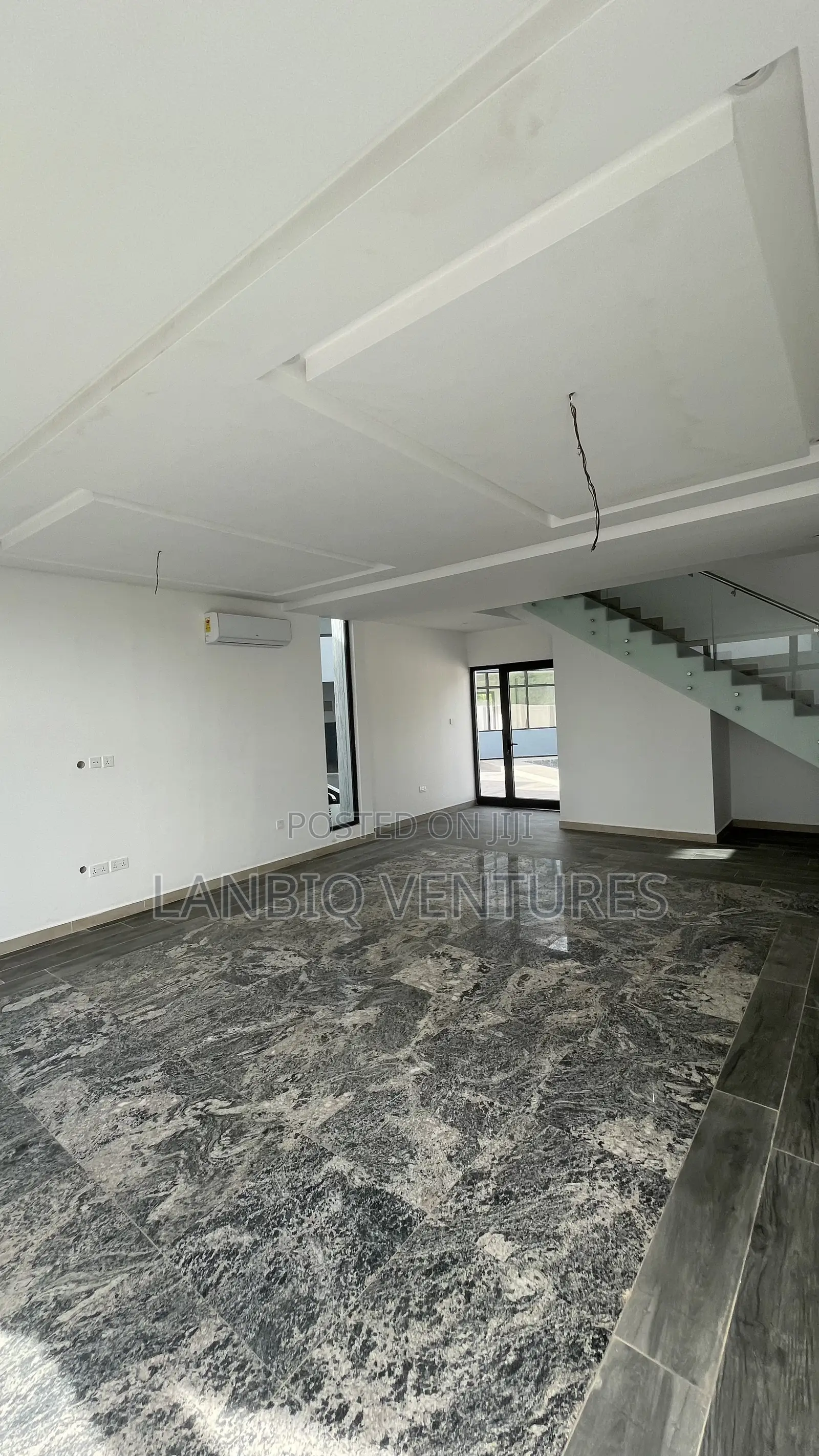 3bdrm Townhouse / Terrace in East Legon for rent