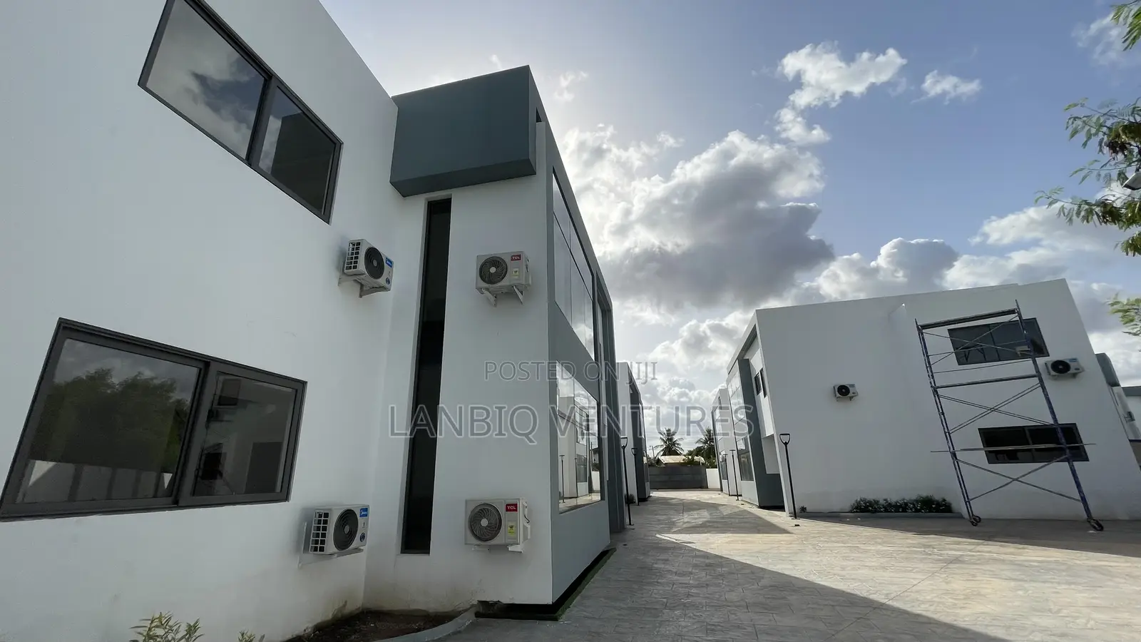 3bdrm Townhouse / Terrace in East Legon for rent
