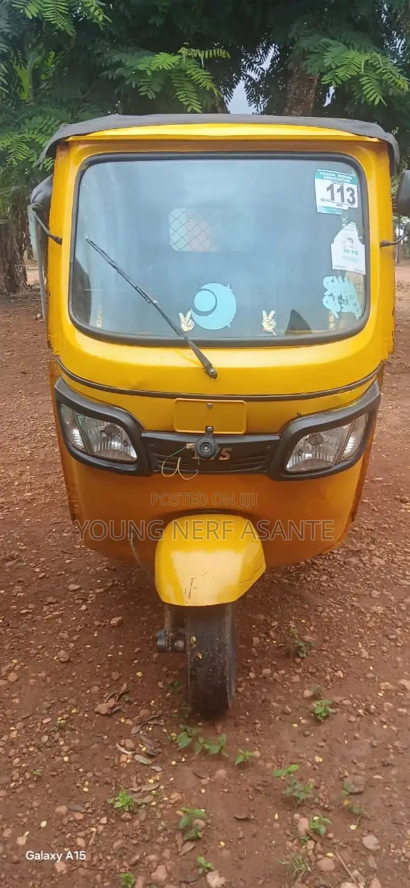 TVS King Deluxe Plus iTouch Start 2025 Yellow