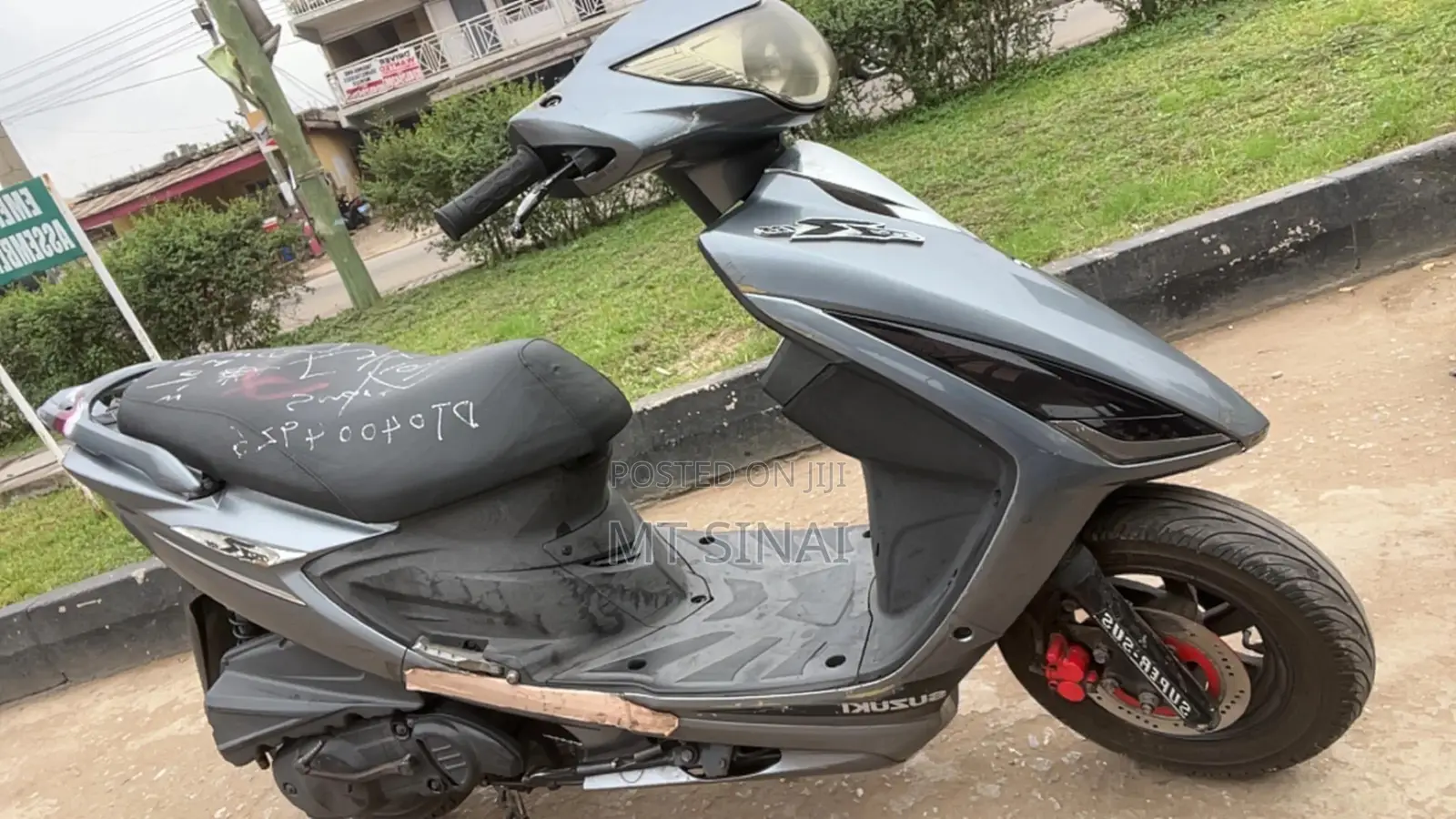 Suzuki GSX 125 2020 Gray