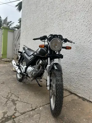 Honda CB 2025 Black