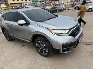 Honda CR-V Touring FWD 2018 Silver