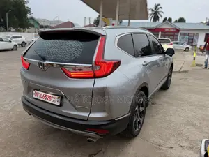 Honda CR-V Touring FWD 2018 Silver