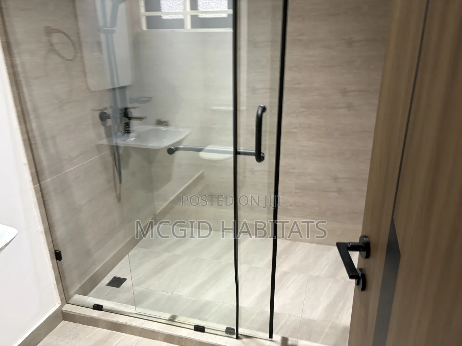 3bdrm House in Oyarifa for sale