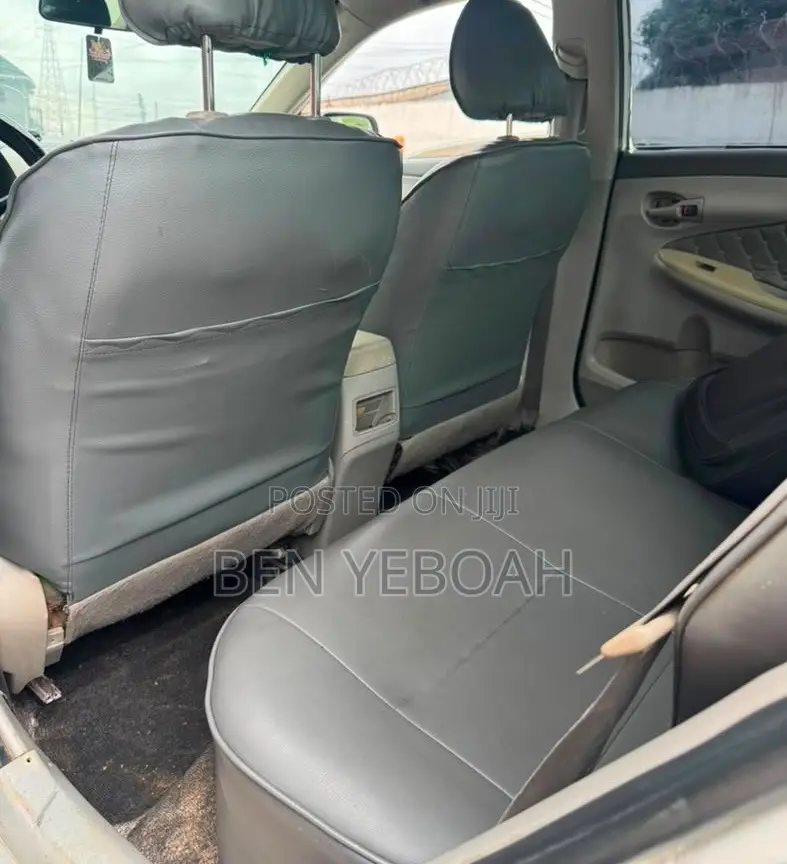 Toyota Corolla S 4dr Sedan (1.8L 4cyl 4A) 2010 White