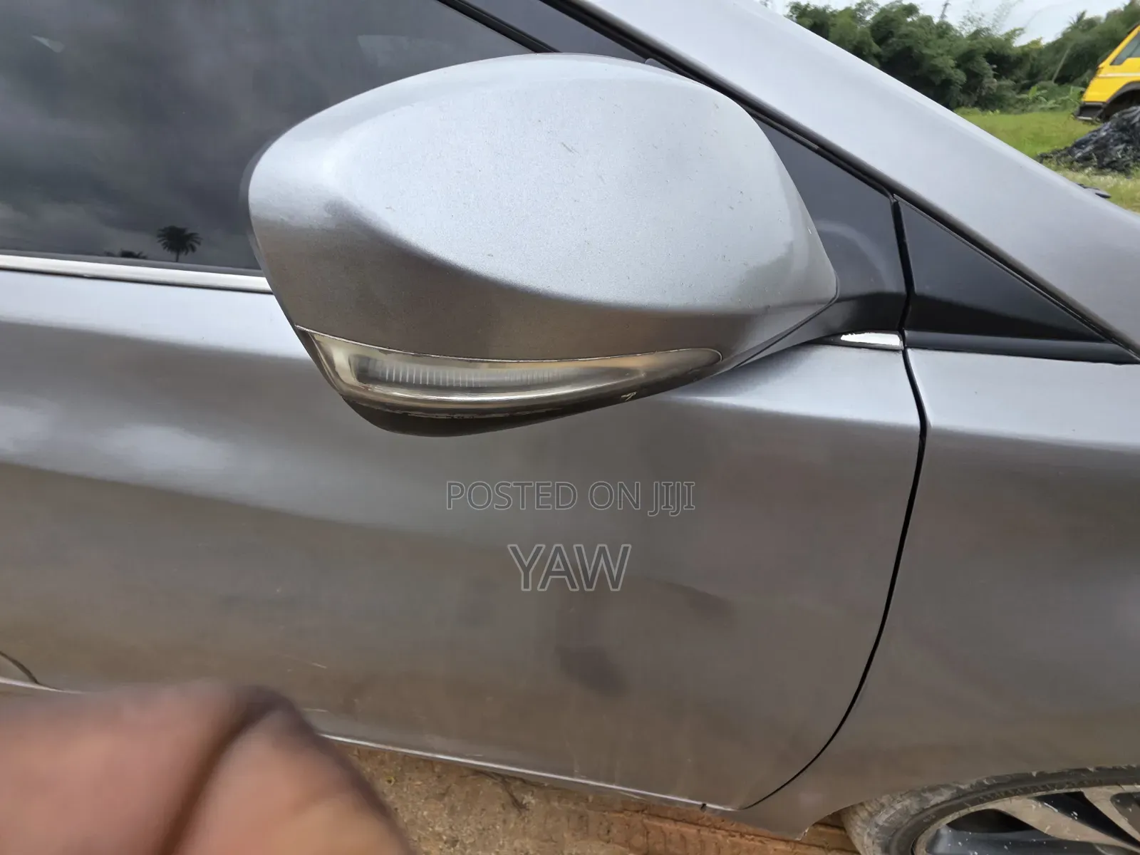 Hyundai Elantra Limited 4dr Sedan (1.8L 4cyl 6A) 2015 Gray
