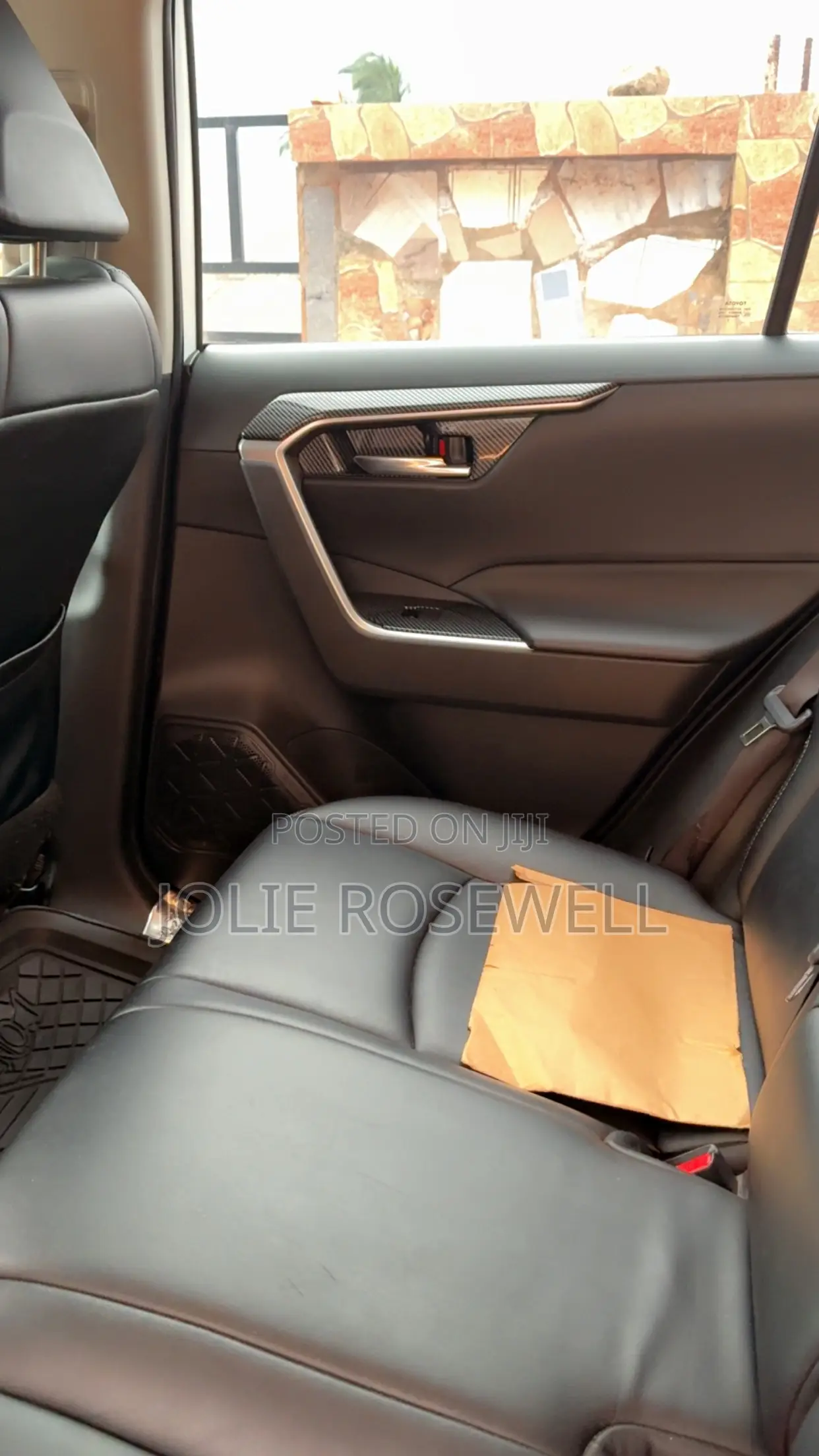Toyota RAV4 XLE Premium AWD 2020 White