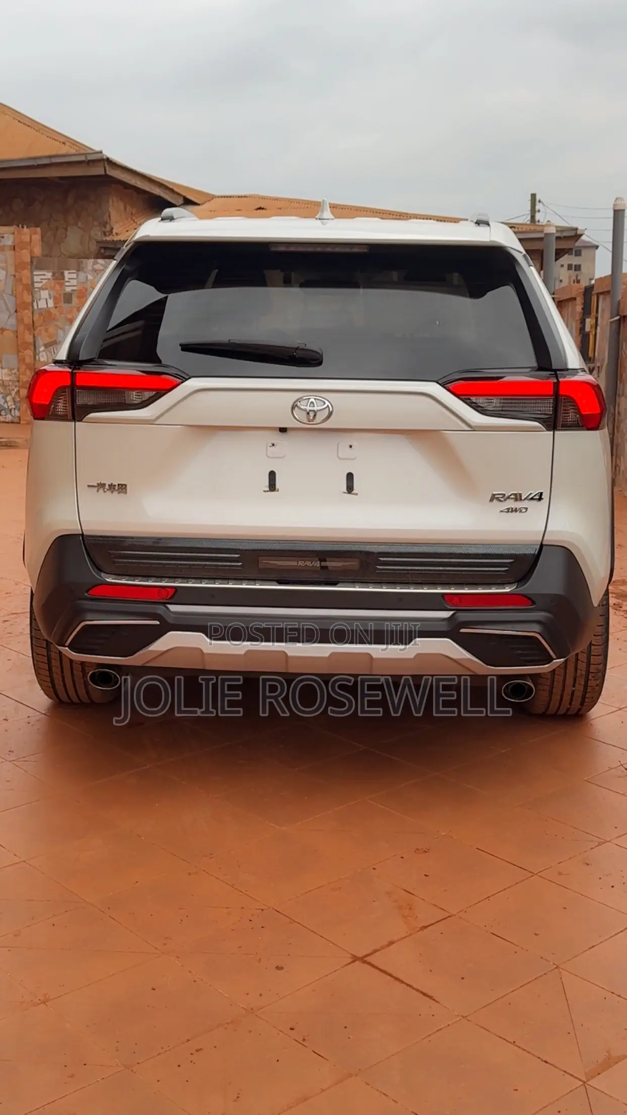 Toyota RAV4 XLE Premium AWD 2020 White