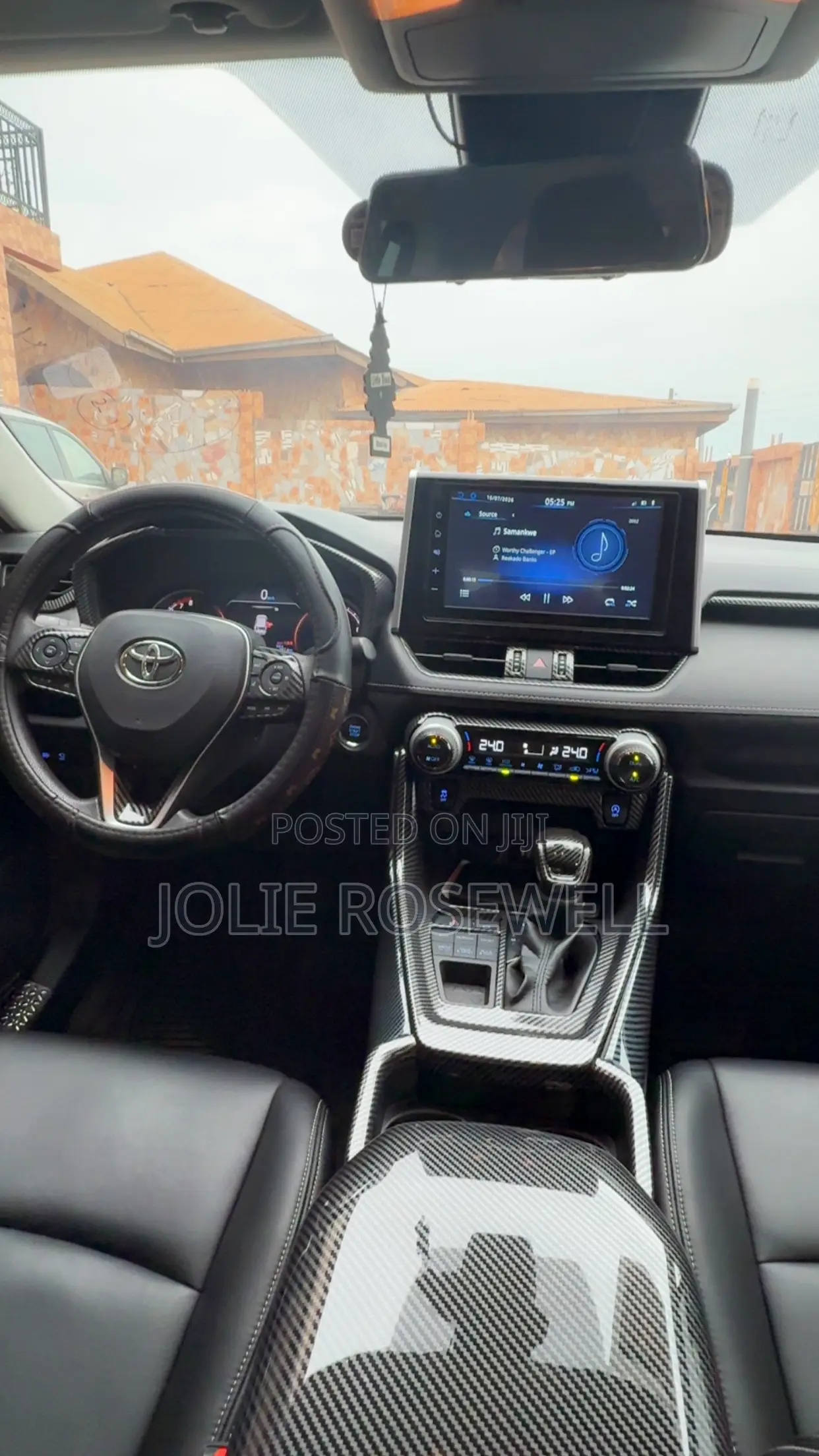 Toyota RAV4 XLE Premium AWD 2020 White