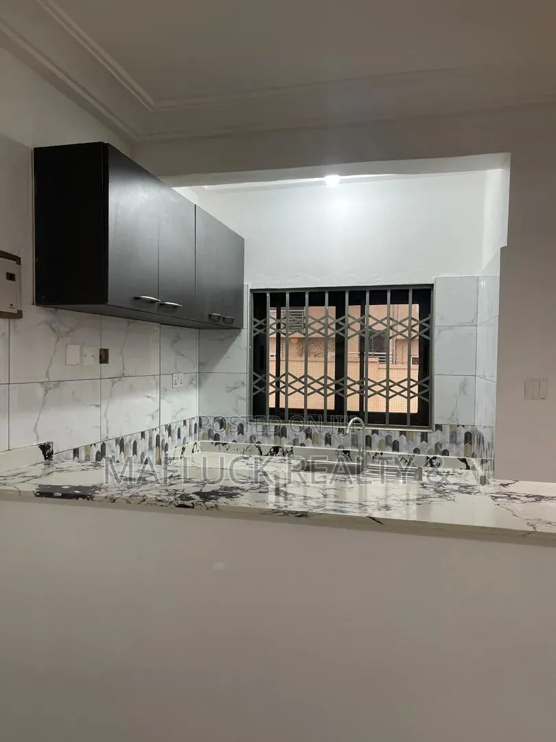 1bdrm Apartment in Lakeside Estate for rent