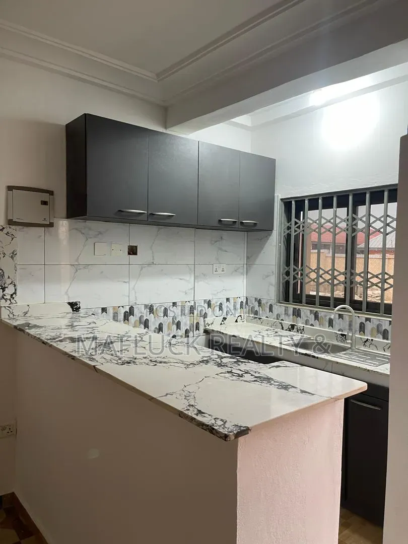1bdrm Apartment in Lakeside Estate for rent