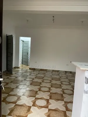 1bdrm Apartment in Lakeside Estate for rent