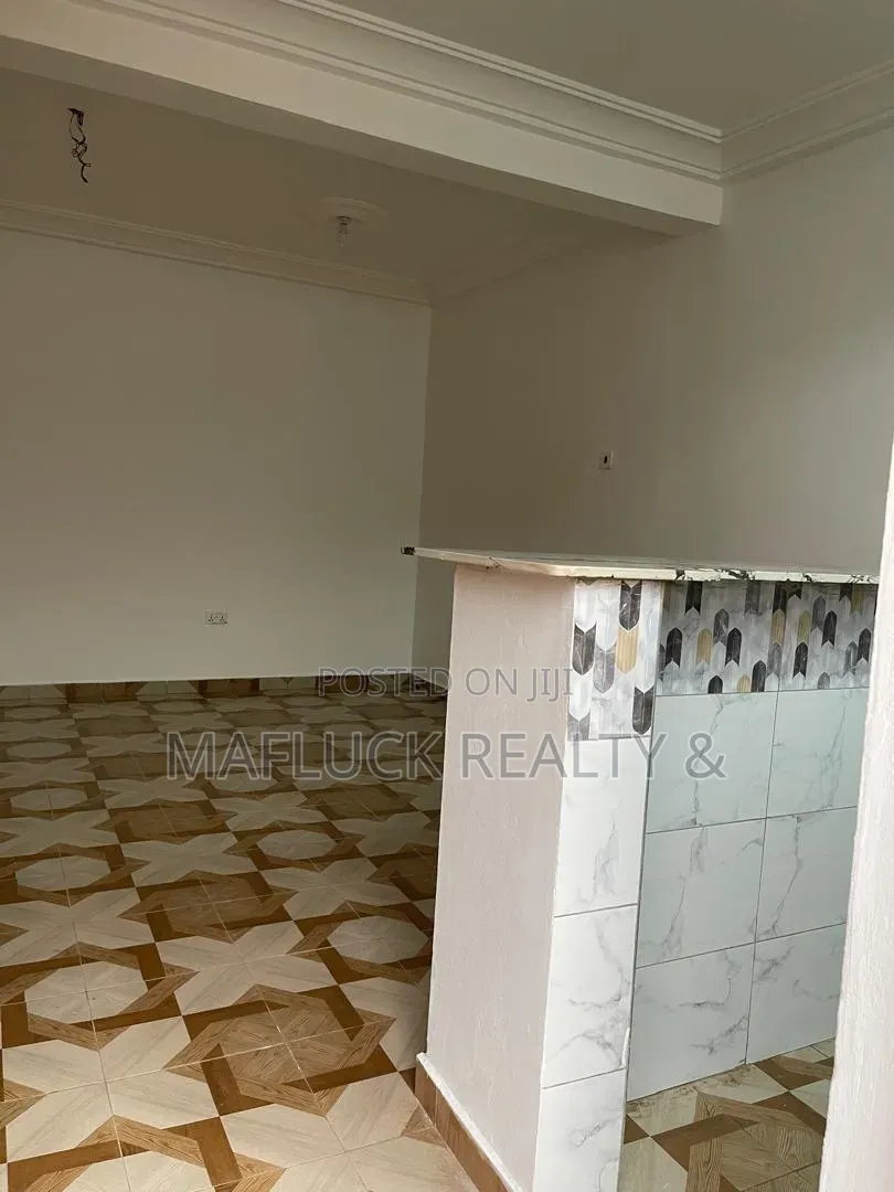 1bdrm Apartment in Lakeside Estate for rent