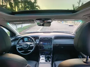Hyundai Tucson Hybrid 2023 White