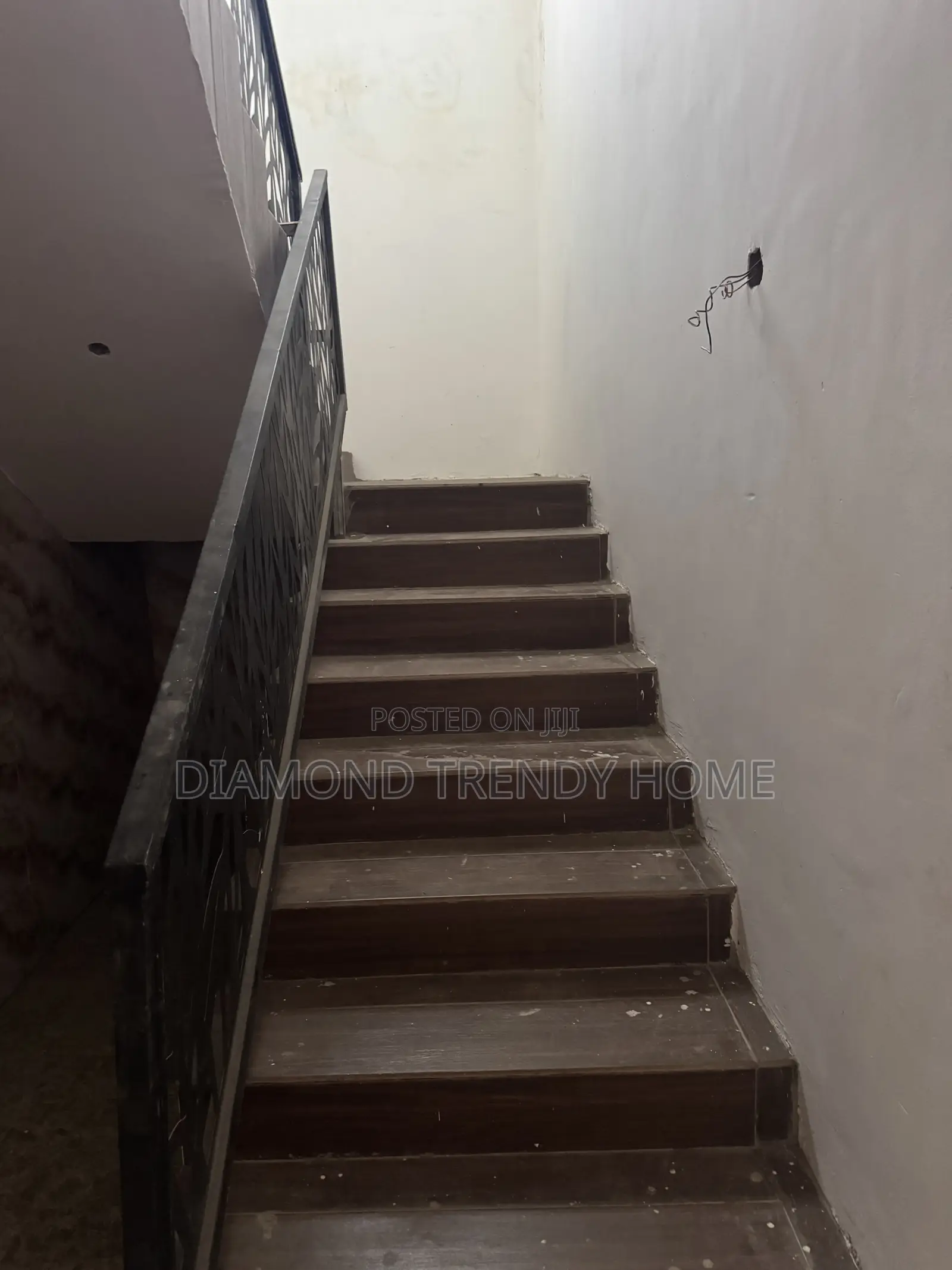4bdrm Duplex in Baatsona Total for sale