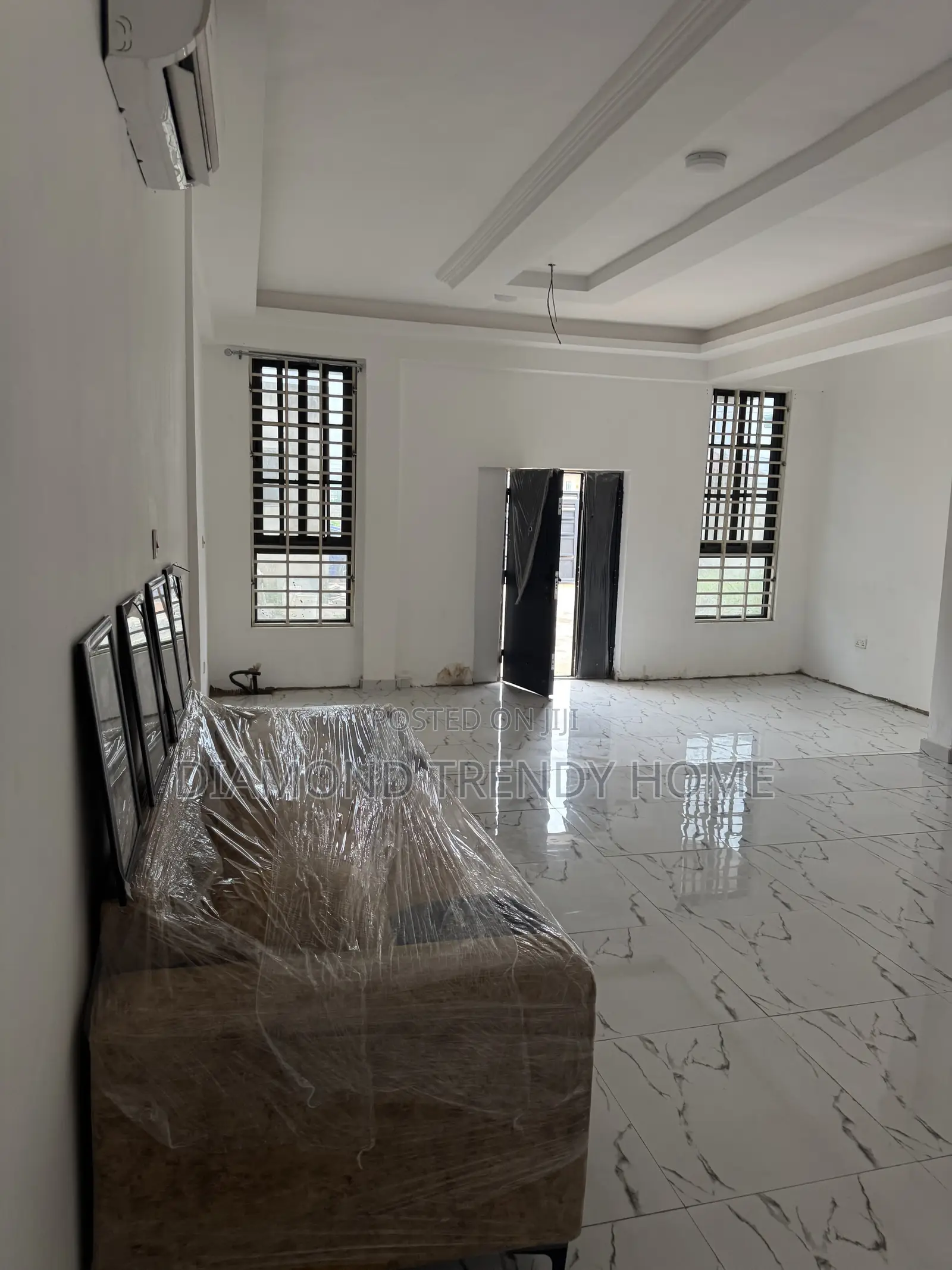 4bdrm Duplex in Baatsona Total for sale