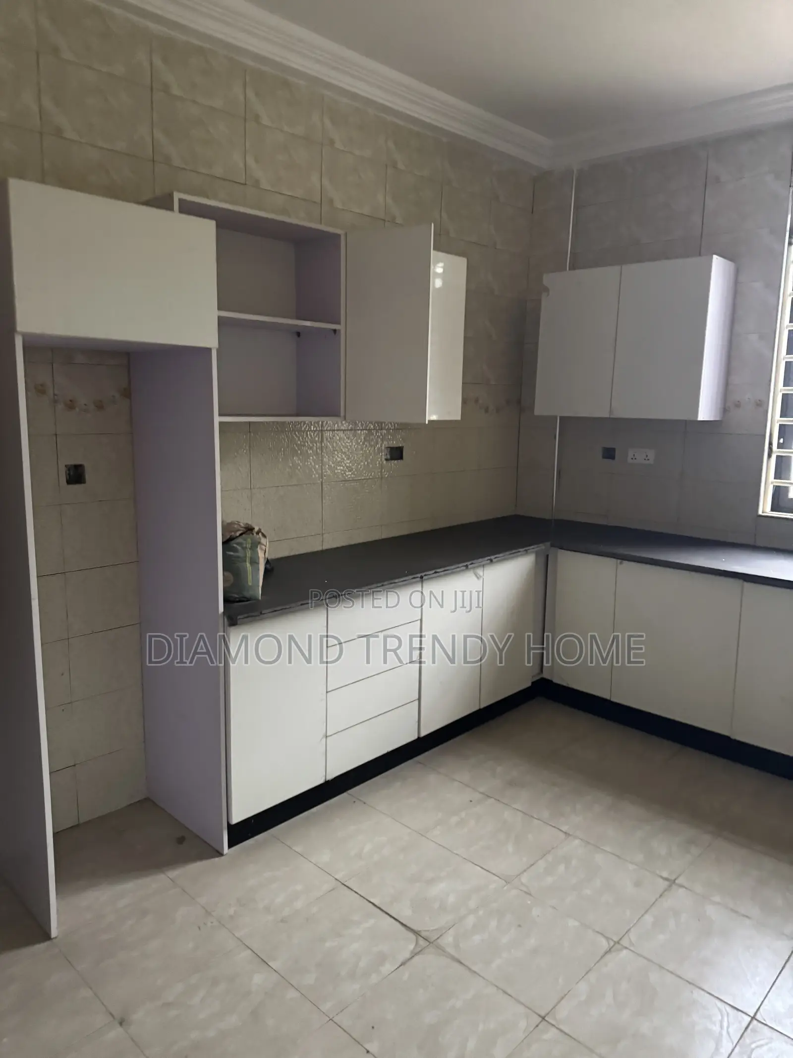 4bdrm Duplex in Baatsona Total for sale