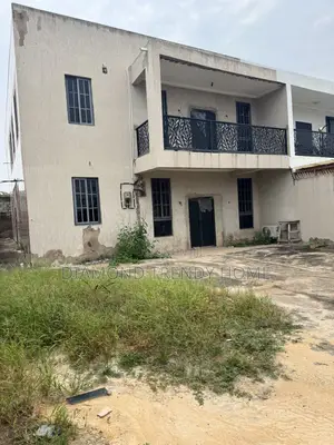 4bdrm Duplex in Baatsona Total for sale