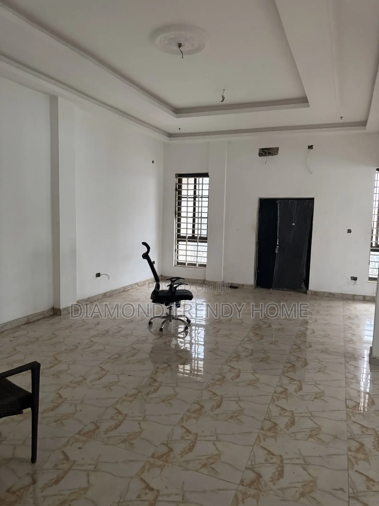 4bdrm Duplex in Baatsona Total for sale