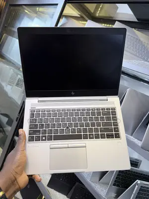 Laptop HP EliteBook 745 G5 8GB AMD Ryzen 3 SSD 256GB