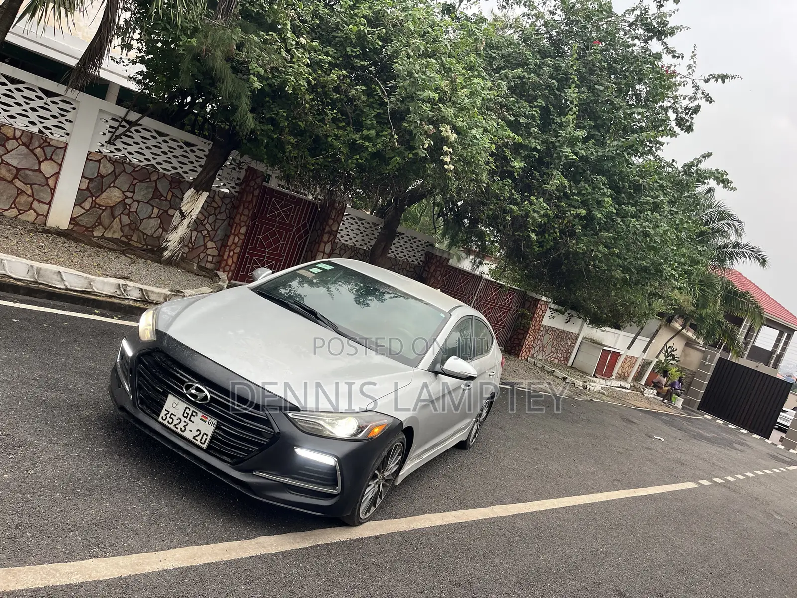 Hyundai Elantra 2017 Silver
