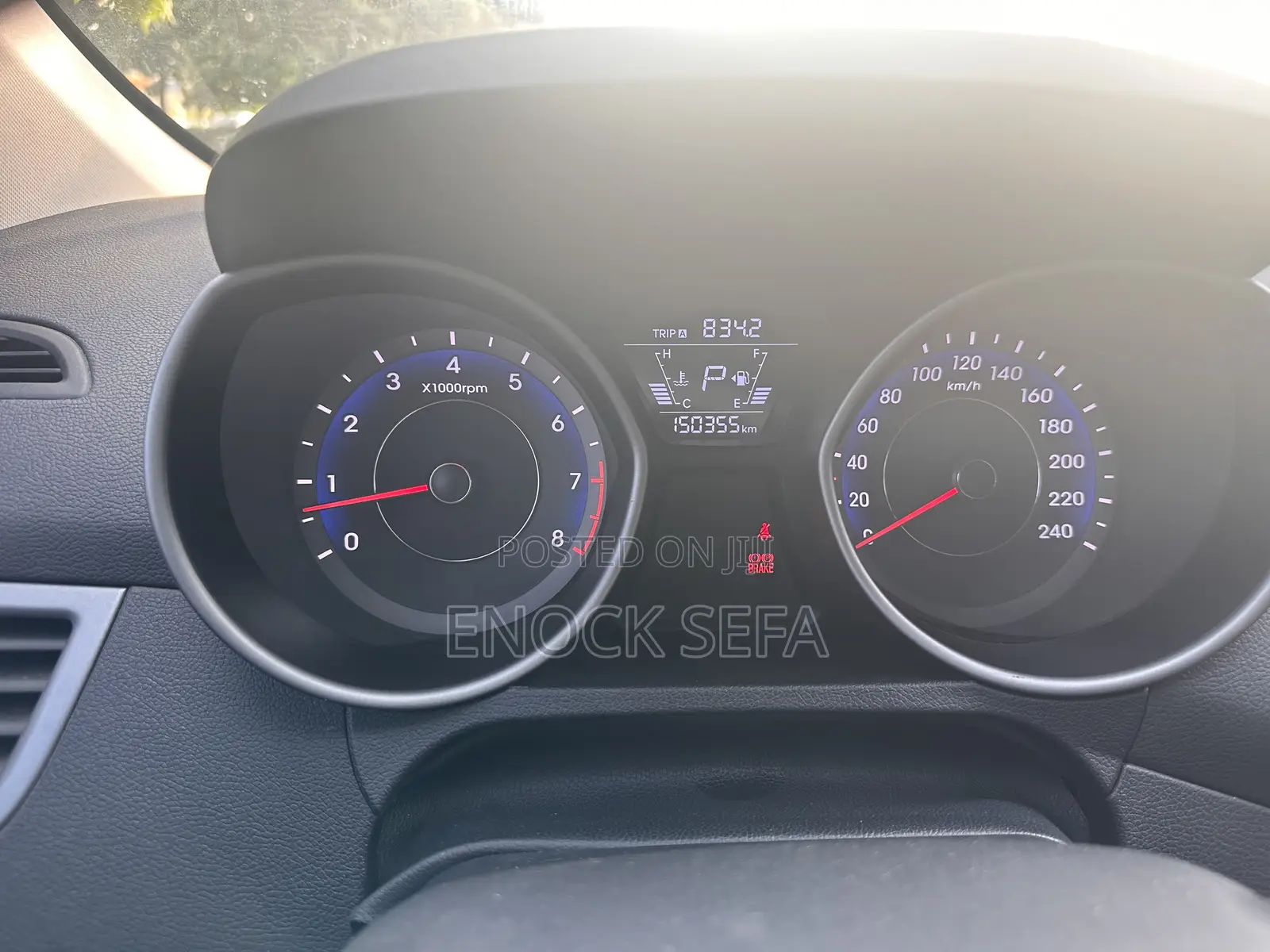 Hyundai Elantra SE 4dr Sedan (1.8L 4cyl 6A) 2014 Silver