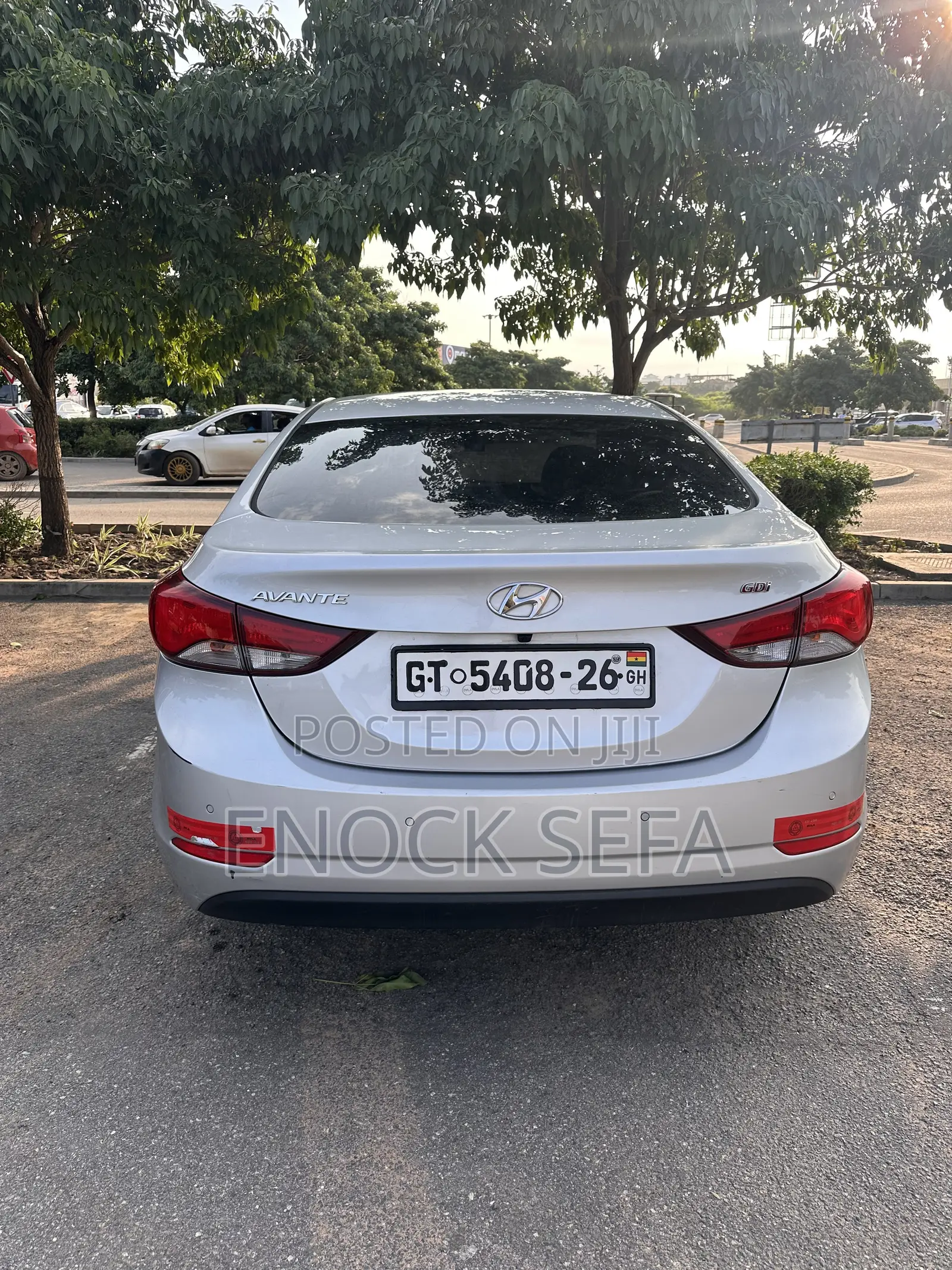 Hyundai Elantra SE 4dr Sedan (1.8L 4cyl 6A) 2014 Silver