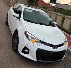 Toyota Corolla S 4dr Sedan (1.8L 4cyl CVT) 2015 White