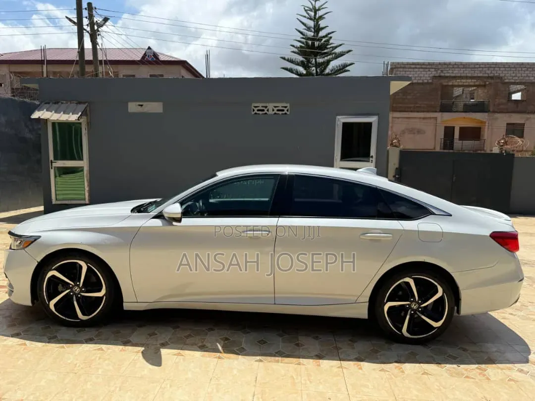 Honda Accord Sport (1.5L 4cyl Turbo 6M) 2019 White