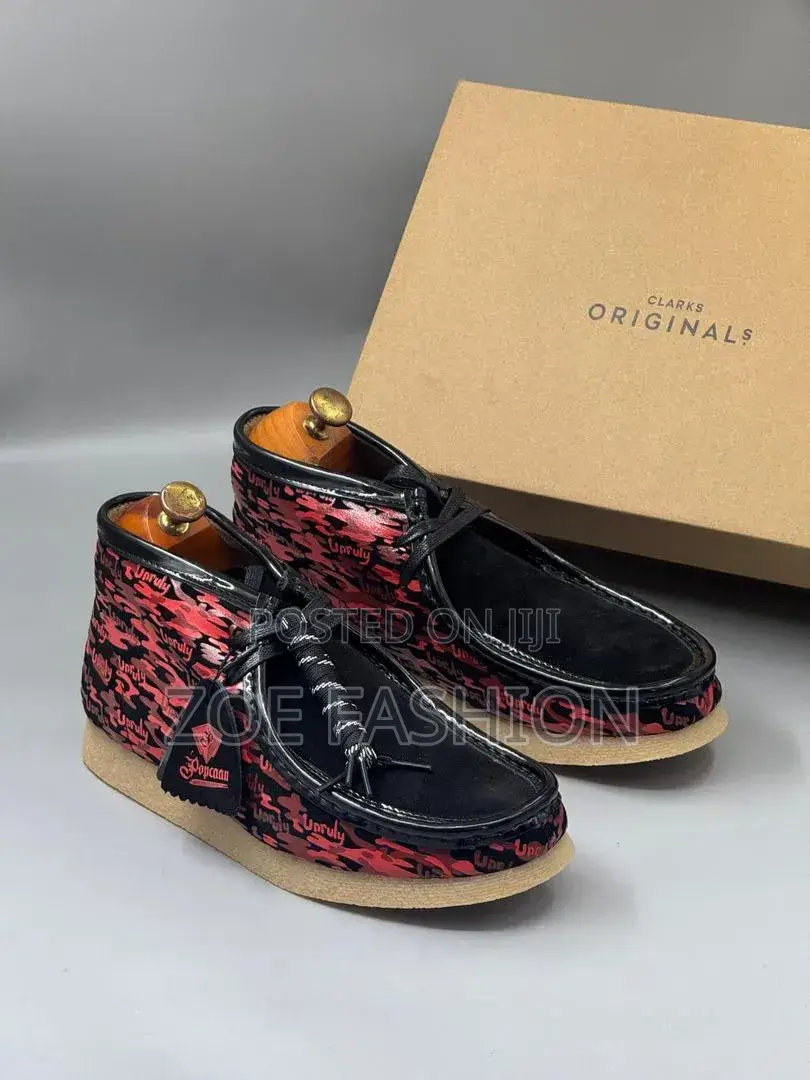 Men's Origina Walabis( Clarks)