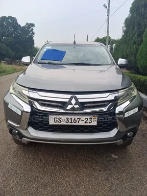 Mitsubishi Montero Sport 2017 Gray