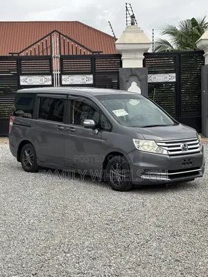 Honda Stepwgn 2012 Gray