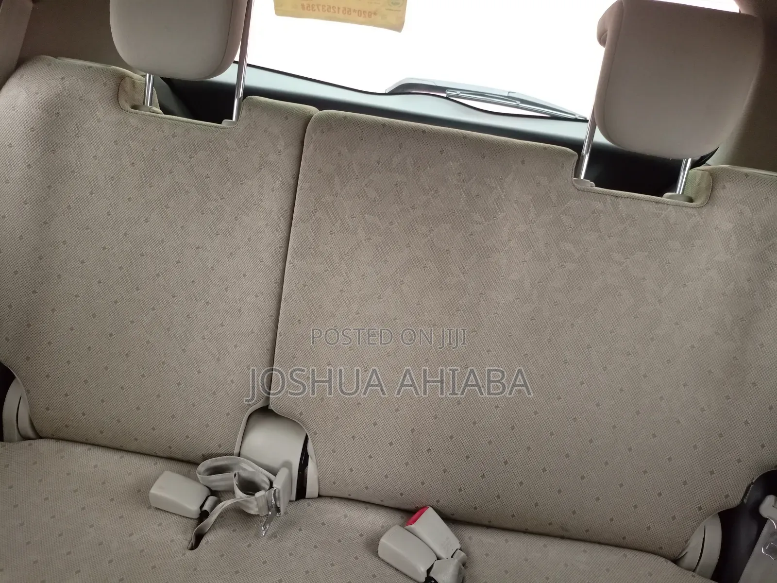 Toyota Vitz 2010 Silver
