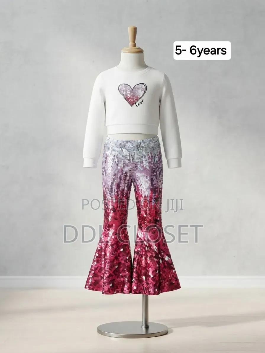 Unisex Outfit for Kids