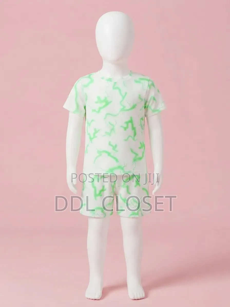 Unisex Outfit for Kids