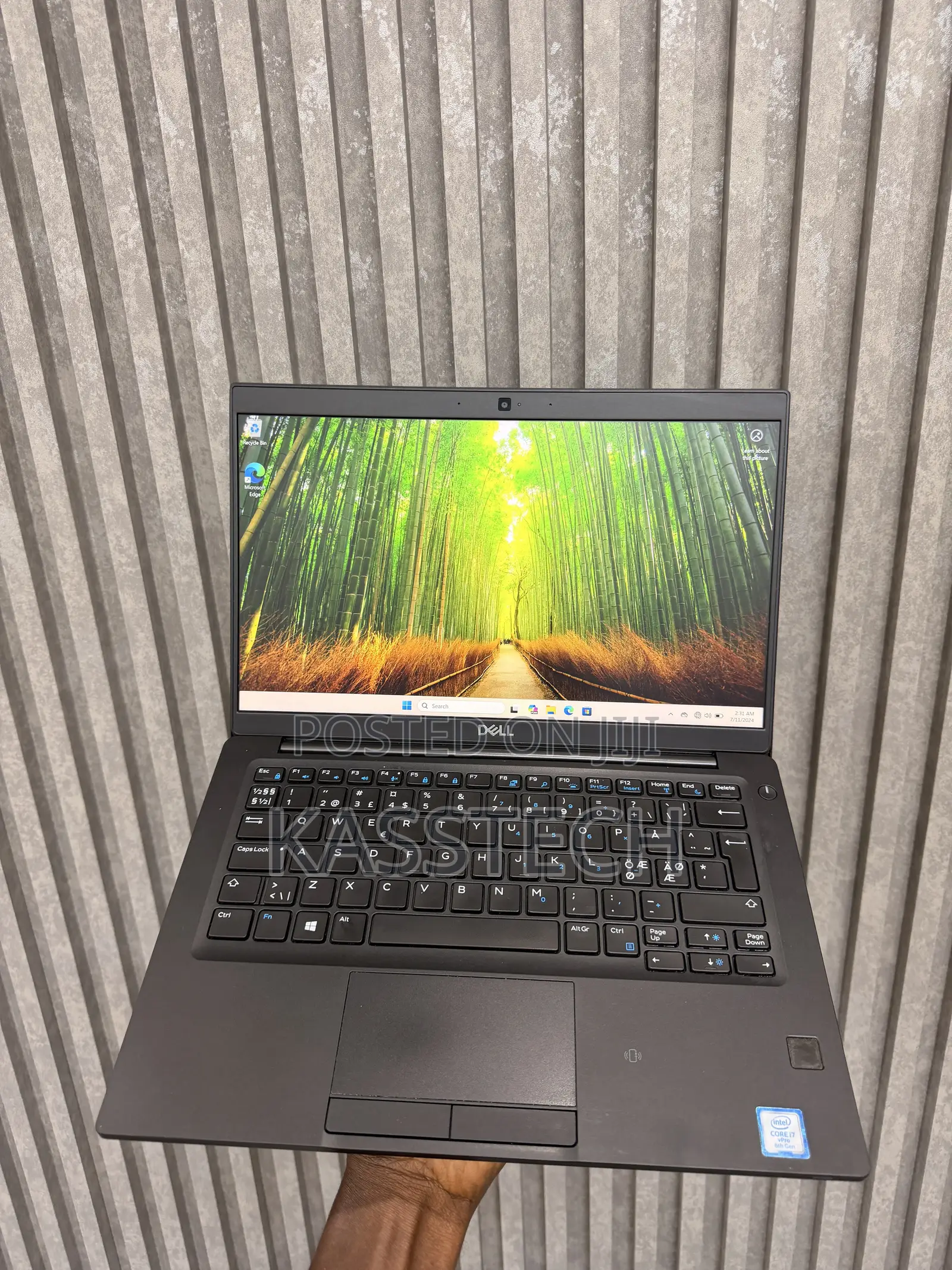 Laptop Dell Latitude 7390 8GB Intel Core i7 SSD 256GB