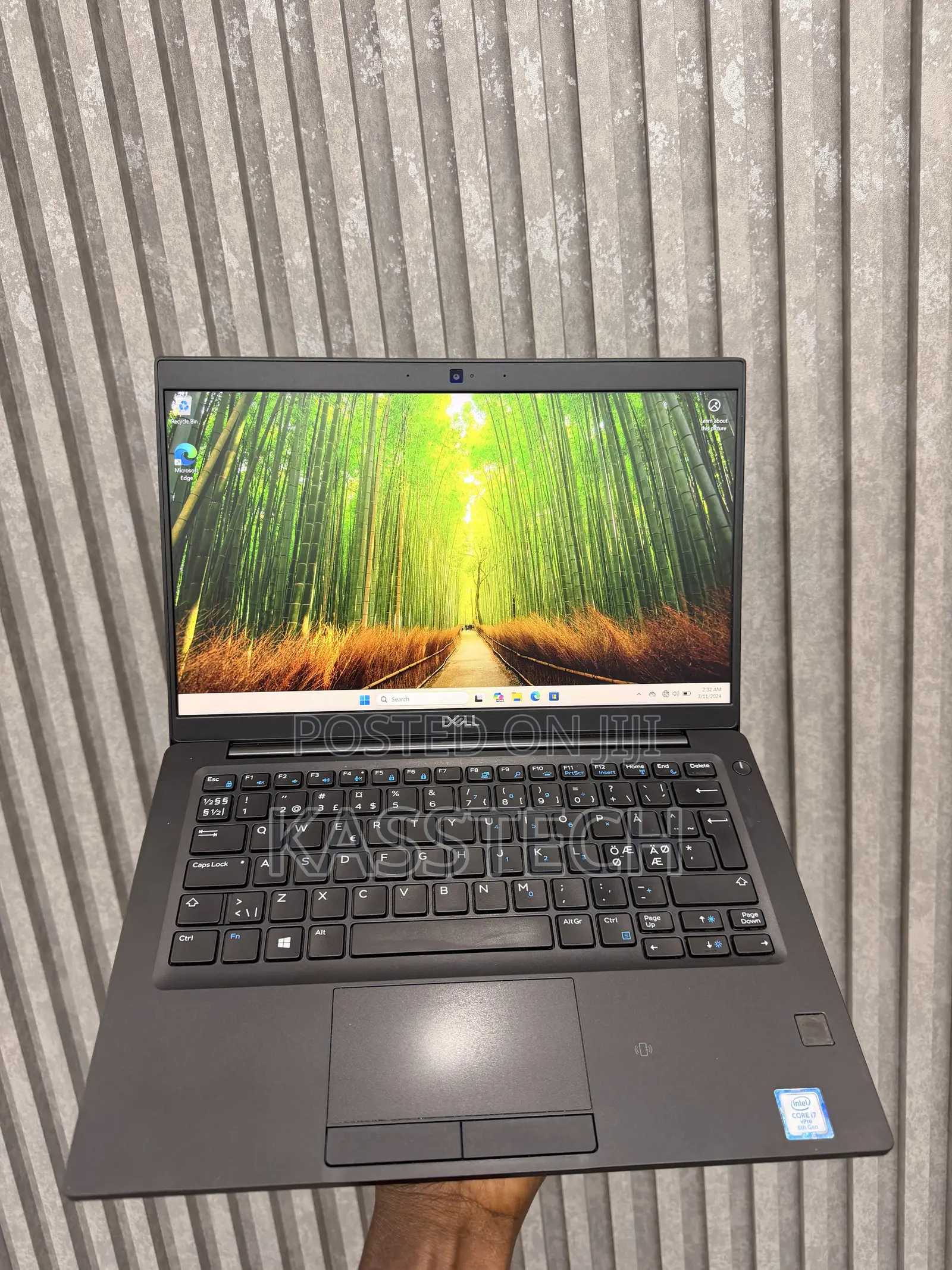Laptop Dell Latitude 7390 8GB Intel Core i7 SSD 256GB