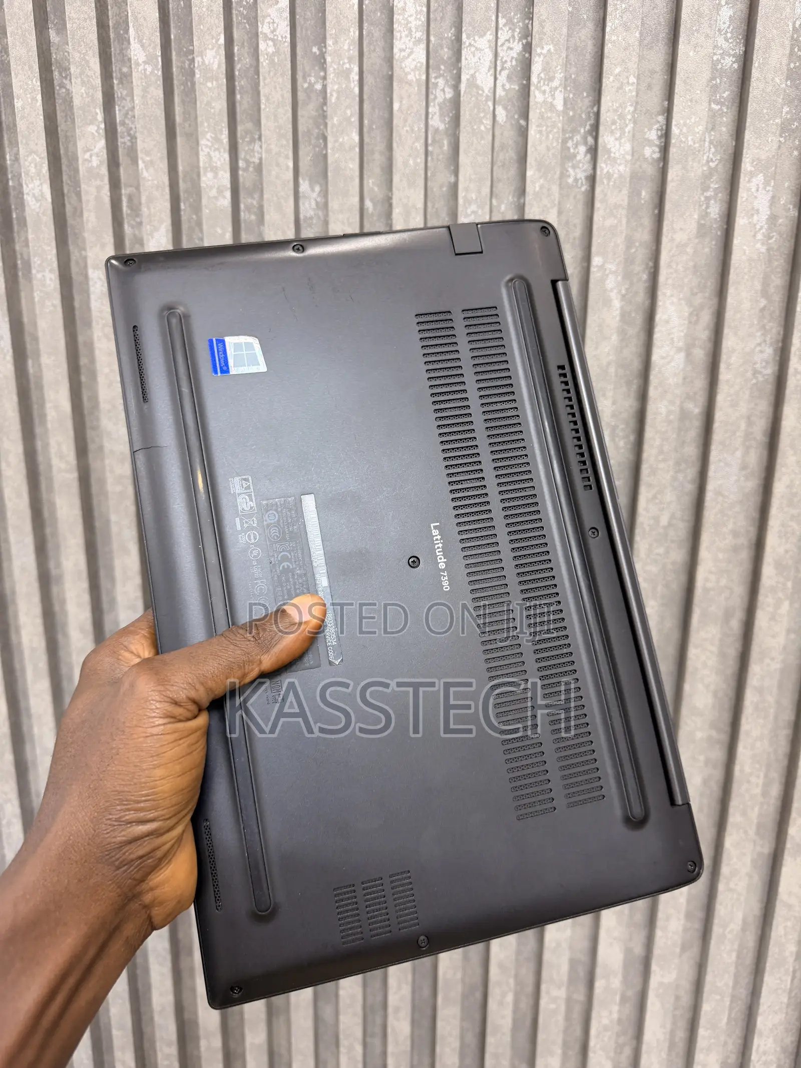 Laptop Dell Latitude 7390 8GB Intel Core i7 SSD 256GB