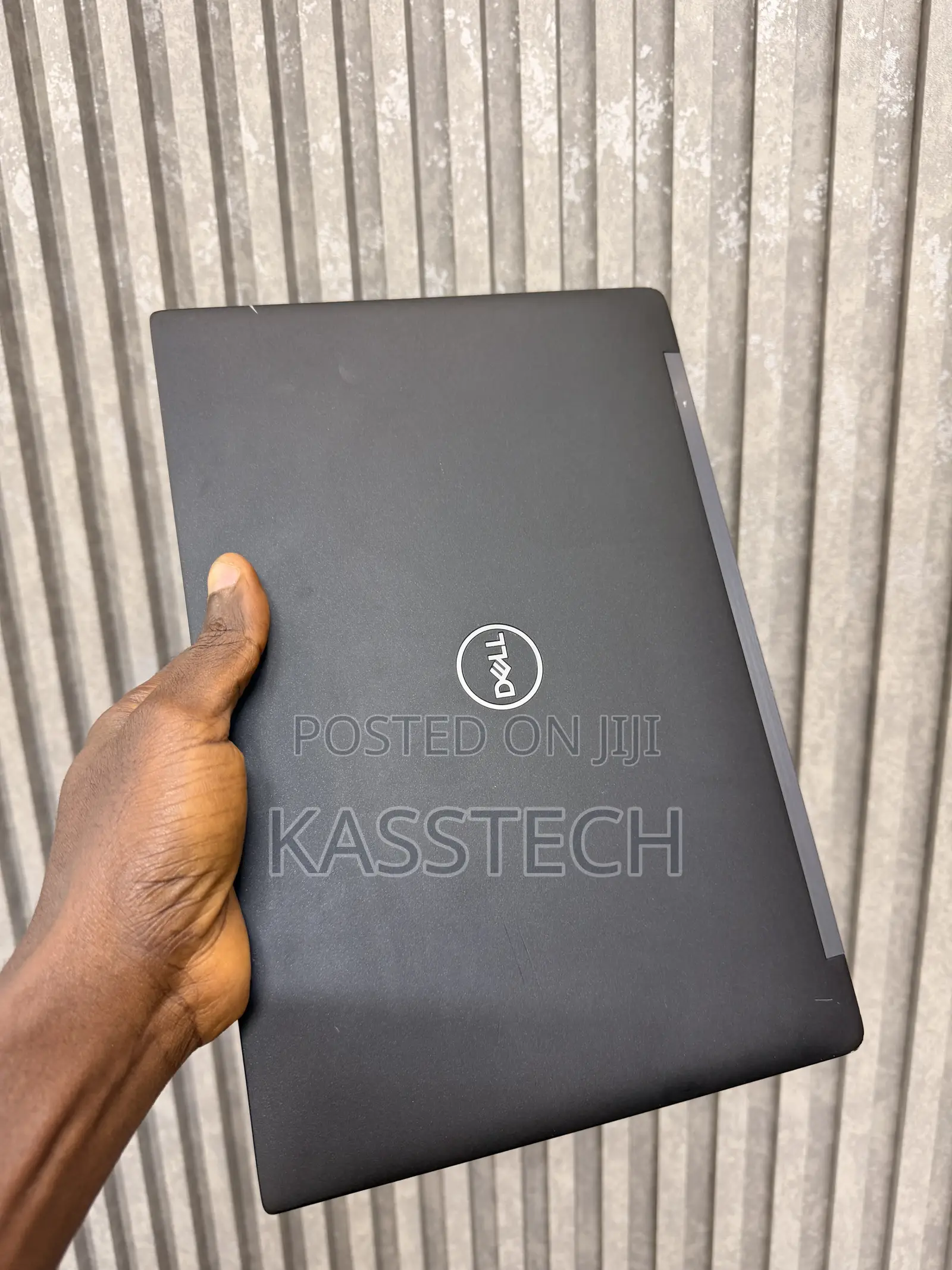 Laptop Dell Latitude 7390 8GB Intel Core i7 SSD 256GB