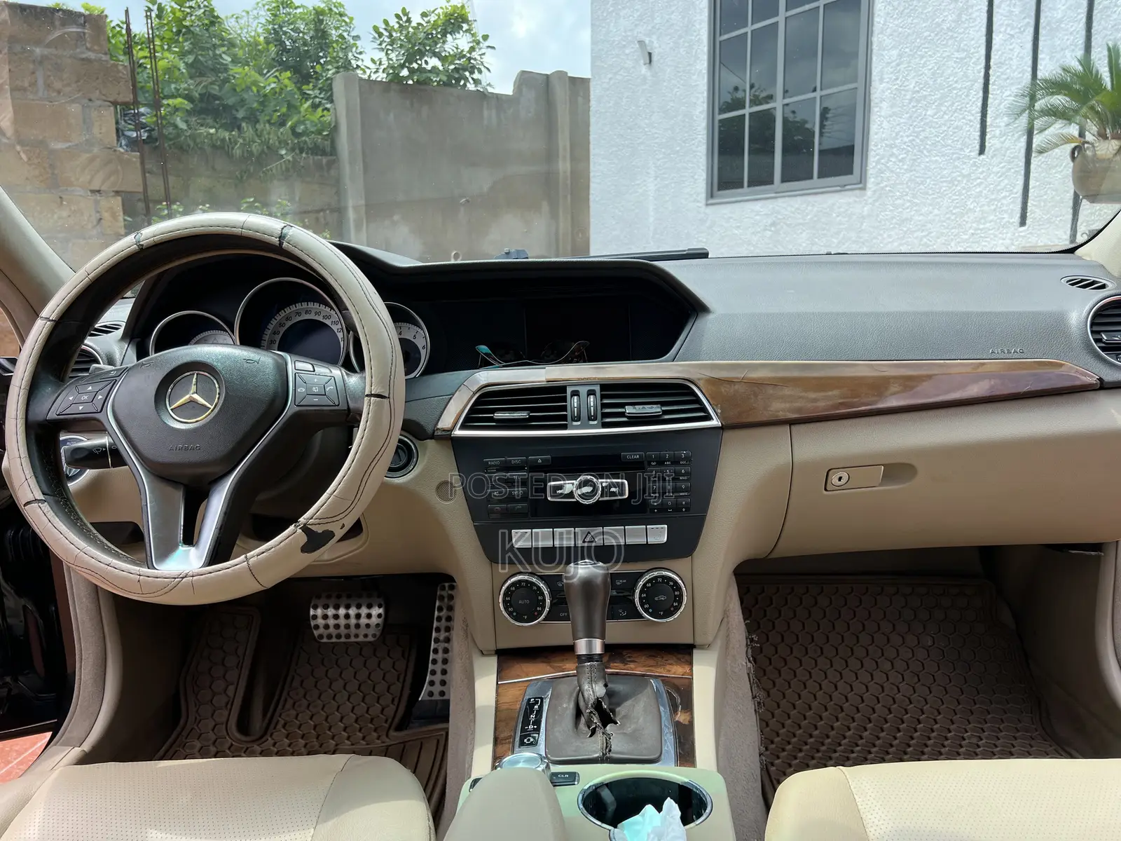 Mercedes-Benz C250 2013 Black