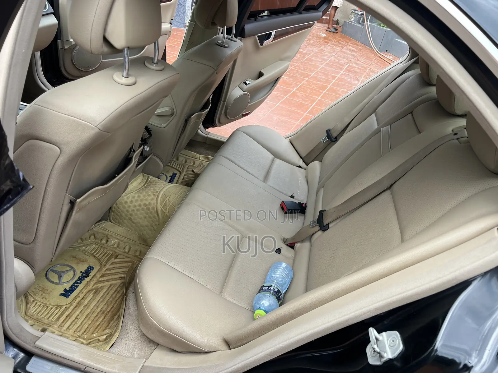 Mercedes-Benz C250 2013 Black