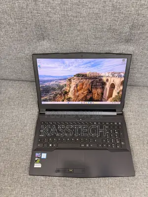 Laptop Gigabyte 16GB Intel Core i7 SSD 500GB