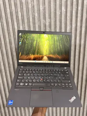 Laptop Lenovo ThinkPad T14 G2 16GB Intel Core i7 SSD 256GB