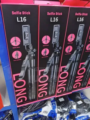 L16 Selfie Stick