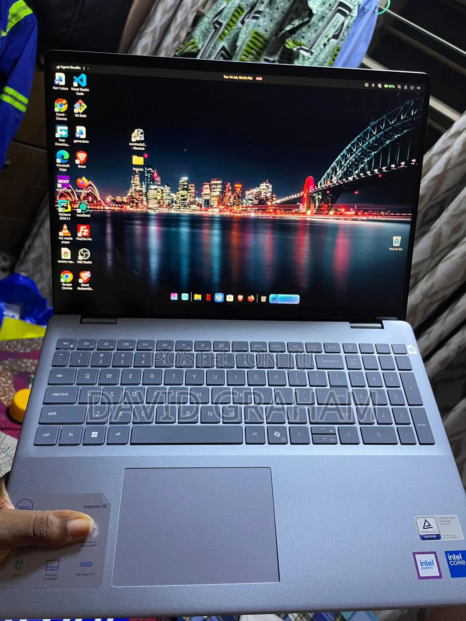 New Laptop Dell Inspiron 16 5640 32GB Intel Core 7 SSD 1T